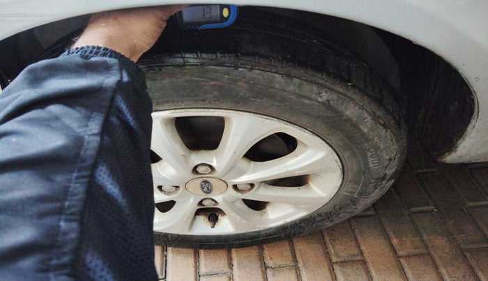 2012 Ford Figo EXI 1.4 DIESEL, Diesel, Manual, 1,40,722 km, tyre