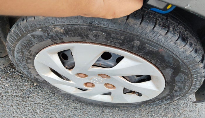 2014 Honda Amaze 1.5L I-DTEC S, Diesel, Manual, 95,270 km, tyre