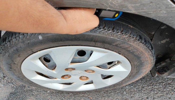 2014 Honda Amaze 1.5L I-DTEC S, Diesel, Manual, 95,270 km, tyre