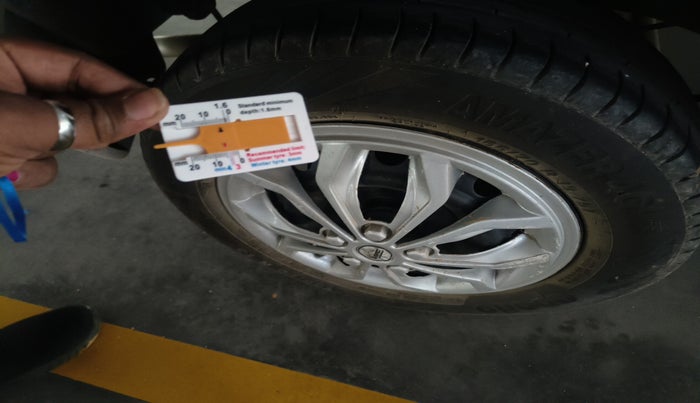 2014 Datsun Go T, Petrol, Manual, 95,675 km, tyre