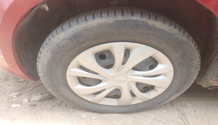 2014 Maruti Swift VDI, Diesel, Manual, 1,28,622 km, tyre