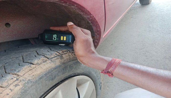 2018 Maruti Eeco 5 STR WITH A/C+HTR, Petrol, Manual, 1,48,253 km, tyre