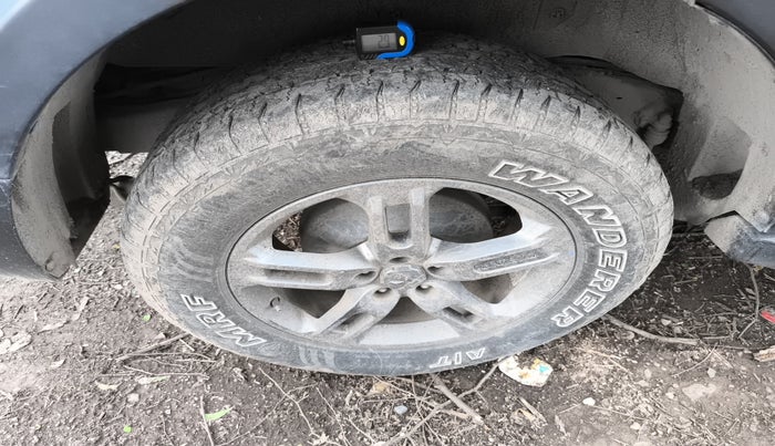 2023 Mahindra Thar LX HARD TOP 4WD MT, Diesel, Manual, 49,446 km, tyre