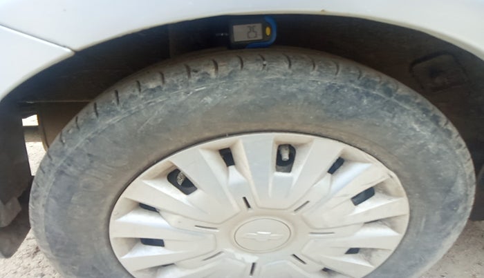 2013 Chevrolet Sail UVA 1.3 LS, Diesel, Manual, 87,853 km, tyre