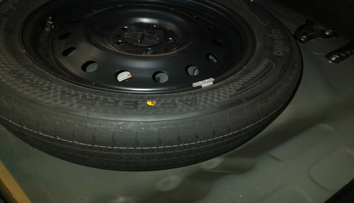 2024 Maruti Grand Vitara SIGMA SMART HYBRID, Petrol, Manual, 8,729 km, tyre