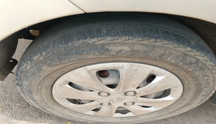 2011 Hyundai i10 MAGNA 1.2, Petrol, Manual, 89,549 km, tyre