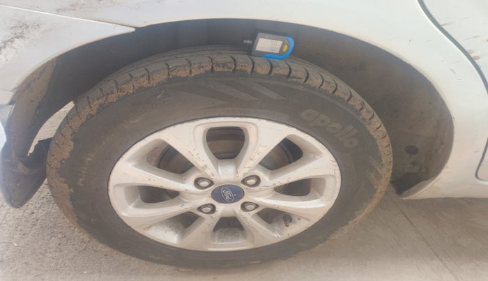 2012 Ford Classic 1.4 TITANIUM DIESEL, Diesel, Manual, 1,56,864 km, tyre
