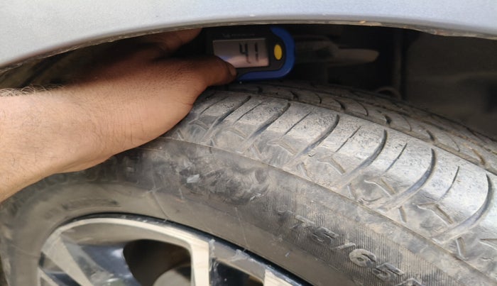 2019 Tata Tiago XZA PLUS PETROL, Petrol, Automatic, 64,369 km, tyre