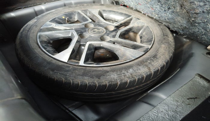 2019 Tata Tiago XZA PLUS PETROL, Petrol, Automatic, 64,369 km, tyre