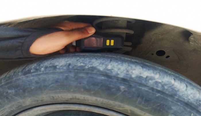 2014 Maruti Wagon R 1.0 VXI, Petrol, Manual, 98,278 km, tyre