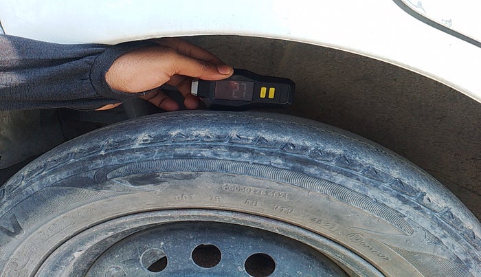 2014 Maruti Wagon R 1.0 VXI, Petrol, Manual, 98,278 km, tyre