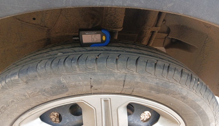 2023 Tata NEXON XM SUNROOF PETROL, Petrol, Manual, 28,898 km, tyre