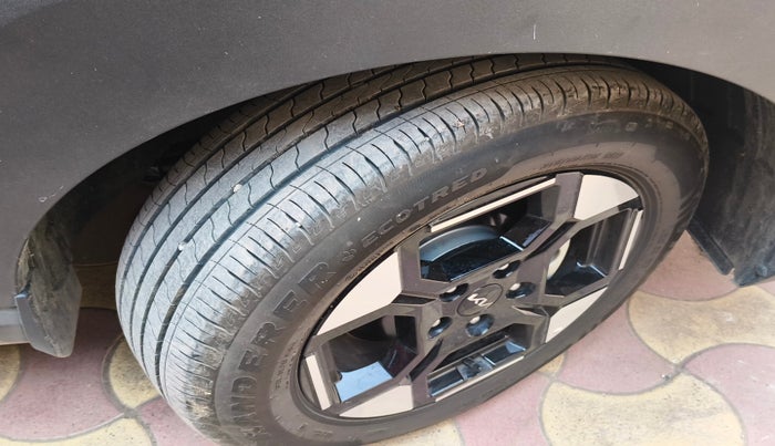 2025 KIA SYROS  HTX 1.0 Turbo 6MT, Petrol, Manual, 801 km, tyre