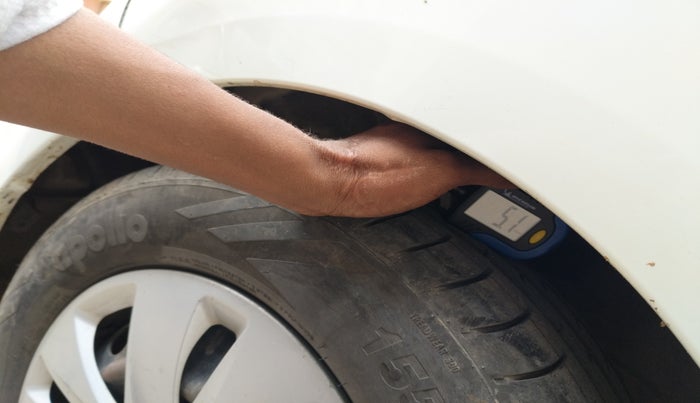 2010 Hyundai i10 MAGNA 1.2, Petrol, Manual, 1,04,513 km, tyre