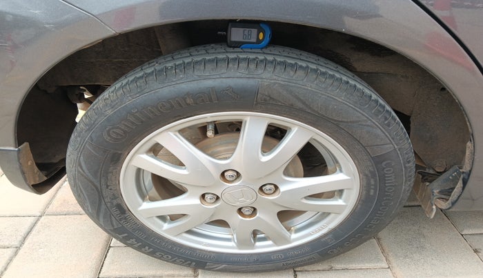 2018 Honda Brio VX AT, Petrol, Automatic, 70,387 km, tyre