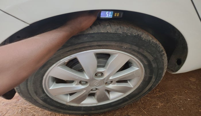2013 Hyundai i20 SPORTZ 1.2, Petrol, Manual, 92,766 km, tyre