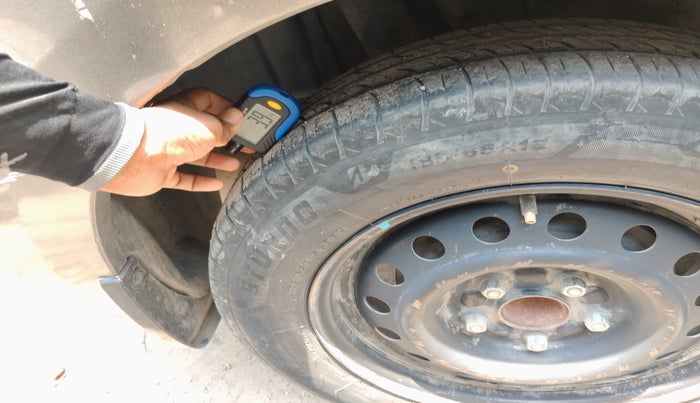 2021 Maruti Ertiga VXI CNG, Petrol, Manual, 13,36,009 km, tyre