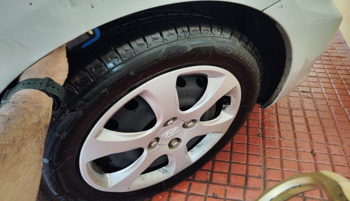 2014 Hyundai Verna FLUIDIC 1.4 VTVT, Petrol, Manual, 51,719 km, tyre