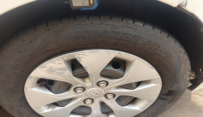 2017 Hyundai Xcent E 1.2 CRDI, Diesel, Manual, 2,22,403 km, tyre