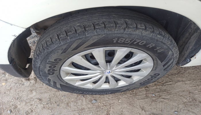 2012 Maruti Swift Dzire VDI, Diesel, Manual, 1,37,266 km, tyre