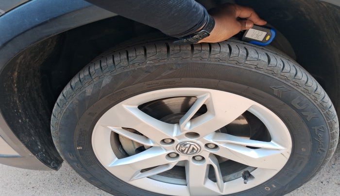 2019 MG HECTOR SUPER 1.5 PETROL, Petrol, Manual, 74,185 km, tyre