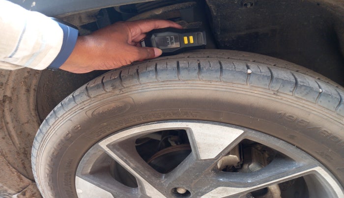 2023 Tata PUNCH ACCOMPLISHED DAZZLE PACK MT, Petrol, Manual, 32,840 km, tyre