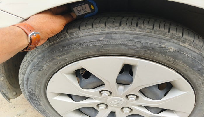 2017 Hyundai Xcent S 1.2, Petrol, Manual, 42,505 km, tyre