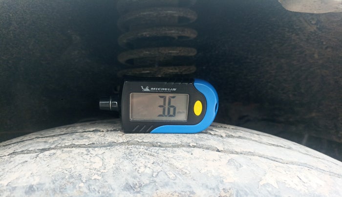 2015 Maruti Eeco 5 STR WITH A/C+HTR, Petrol, Manual, 89,077 km, tyre