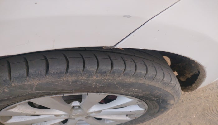 2013 Maruti Ertiga ZDI, Diesel, Manual, 1,06,307 km, tyre