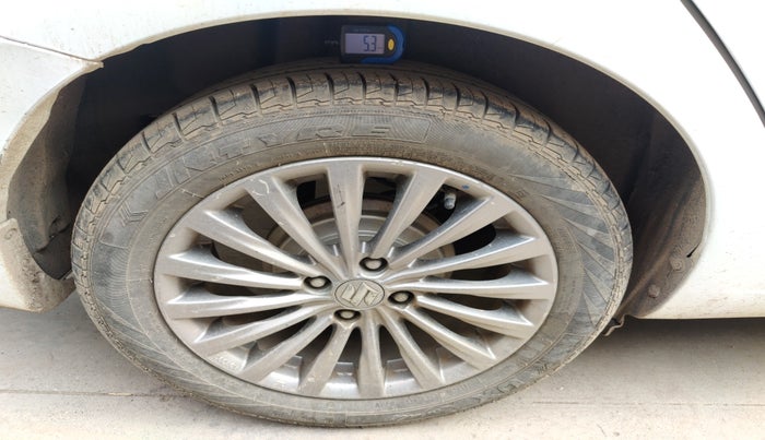 2018 Maruti Ciaz ALPHA 1.4 PETROL, Petrol, Manual, 84,849 km, tyre