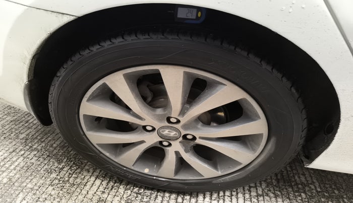 2014 Hyundai Verna FLUIDIC 1.6 CRDI SX OPT, Diesel, Manual, 1,33,950 km, tyre