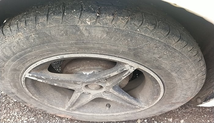 2010 Maruti Swift VDI, Diesel, Manual, 1,31,573 km, tyre