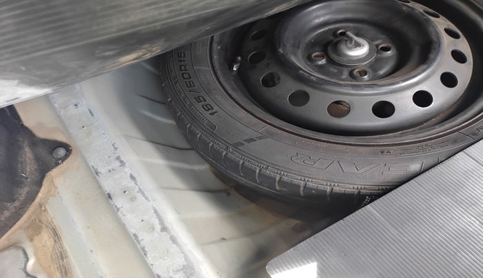 2013 Toyota Etios VX-D, Diesel, Manual, 2,00,454 km, tyre