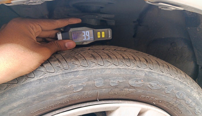 2016 Datsun Go Plus T, Petrol, Manual, 39,830 km, tyre