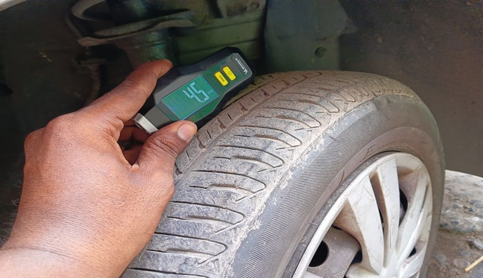 2016 Datsun Go Plus T, Petrol, Manual, 39,830 km, tyre