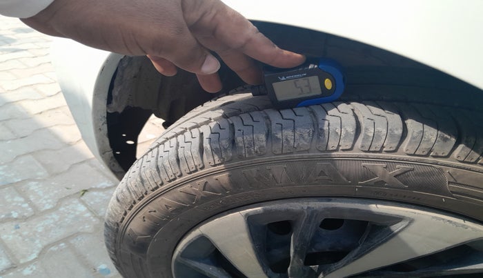 2022 Maruti Ciaz SIGMA 1.5 SHVS MT  PETROL, Petrol, Manual, 58,930 km, tyre