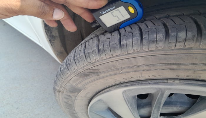 2022 Maruti Ciaz SIGMA 1.5 SHVS MT  PETROL, Petrol, Manual, 58,930 km, tyre