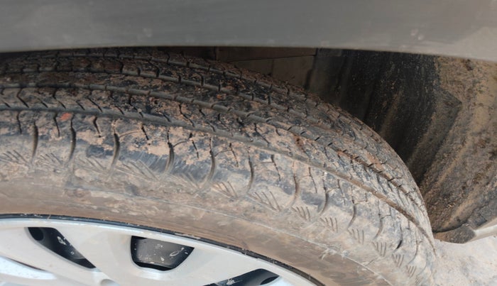 2023 Toyota URBAN CRUISER HYRYDER E NEO DRIVE, Petrol, Manual, 18,075 km, tyre