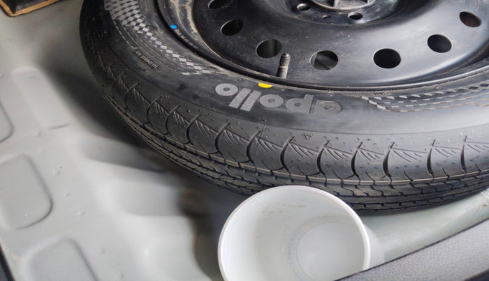 2023 Toyota URBAN CRUISER HYRYDER E NEO DRIVE, Petrol, Manual, 18,075 km, tyre