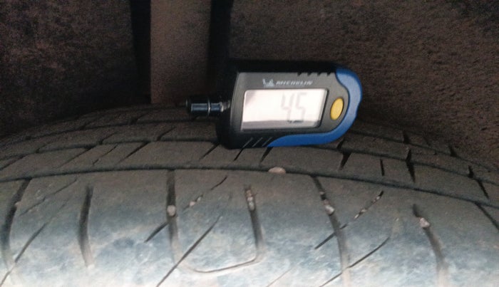 2017 Ford Ecosport TITANIUM 1.5L DIESEL, Diesel, Manual, 1,02,898 km, tyre