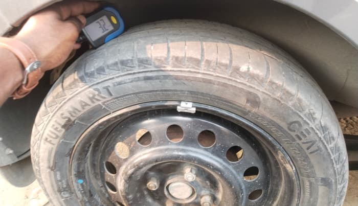 2018 Maruti Wagon R 1.0 VXI, Petrol, Manual, 86,443 km, tyre