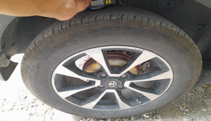 2022 Tata NEXON XM SUNROOF DIESEL, Diesel, Manual, 62,068 km, tyre