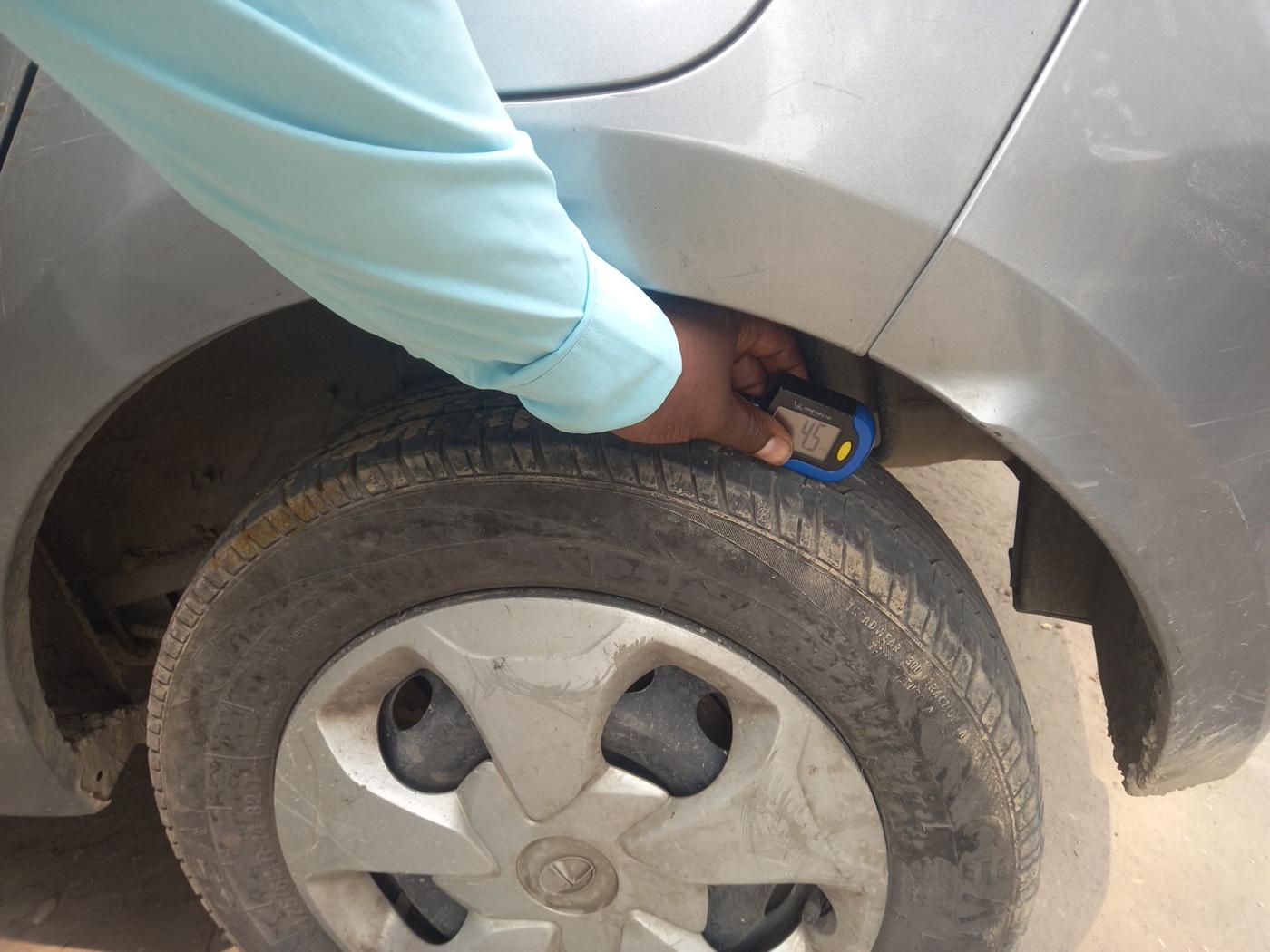2018 Tata Tiago XT PETROL, Petrol, Manual, 1,20,976 km, tyre