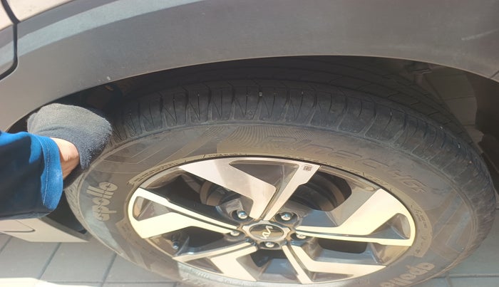 2023 KIA SONET HTX 1.0 TURBO PETROL IMT, Petrol, Manual, 9,242 km, tyre