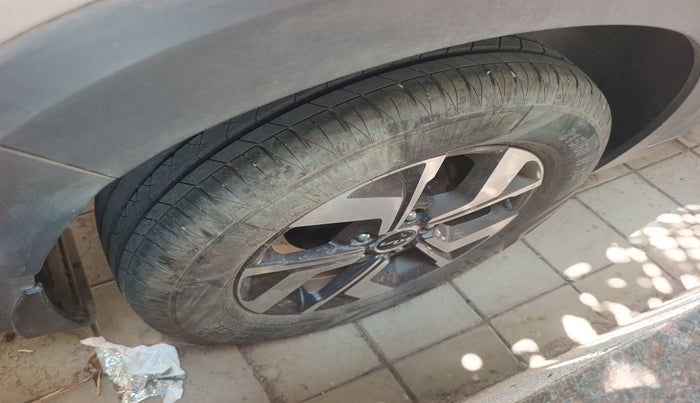 2023 KIA SONET HTX 1.0 TURBO PETROL IMT, Petrol, Manual, 9,242 km, tyre