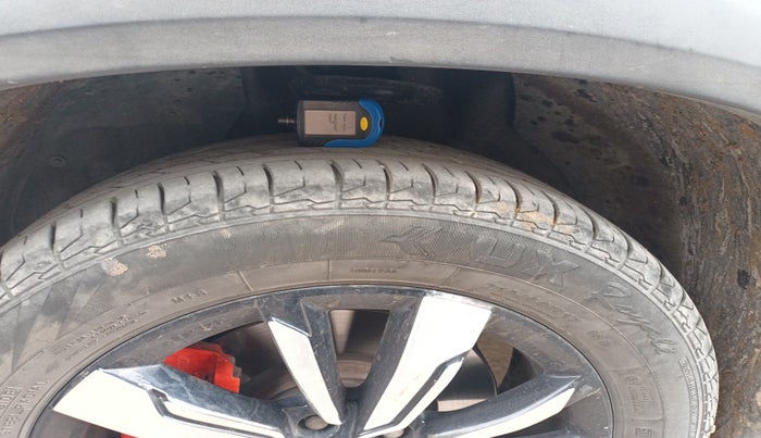 2020 MG HECTOR PLUS SHARP 2.0 DIESEL TURBO MT 6-STR, Diesel, Manual, 1,46,828 km, tyre