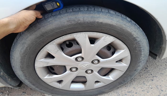 2014 Hyundai Grand i10 MAGNA 1.2 KAPPA VTVT, Petrol, Manual, 1,36,908 km, tyre