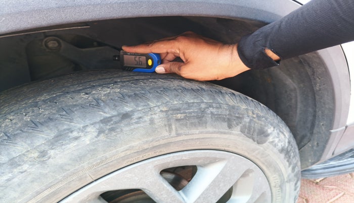 2021 Tata Safari XT PLUS, Diesel, Manual, 1,07,931 km, tyre