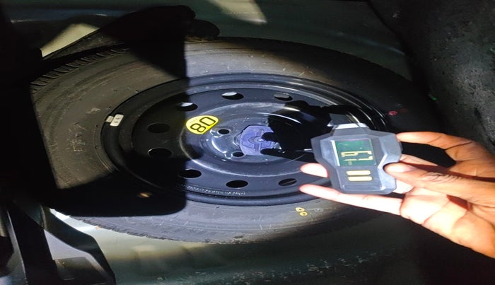 2019 Maruti Swift ZDI AMT, Diesel, Automatic, 22,849 km, tyre