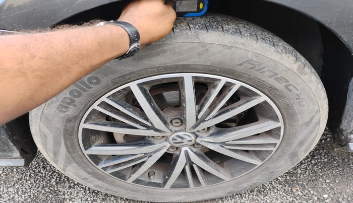 2021 Volkswagen Vento COMFORTLINE 1.0L TSI, Petrol, Manual, 55,200 km, tyre